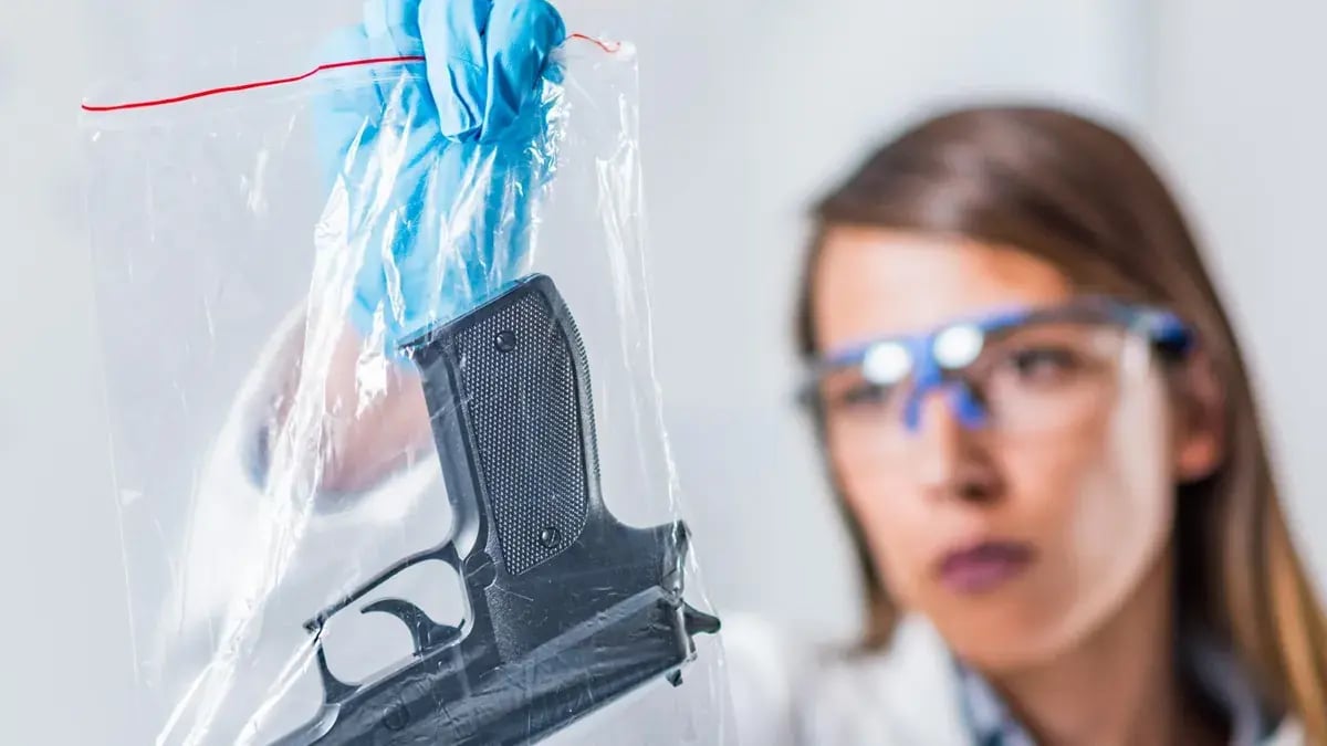 Fórmate en Perito en criminalística y ciencias forenses en la Universidad Cooperativa de Colombia