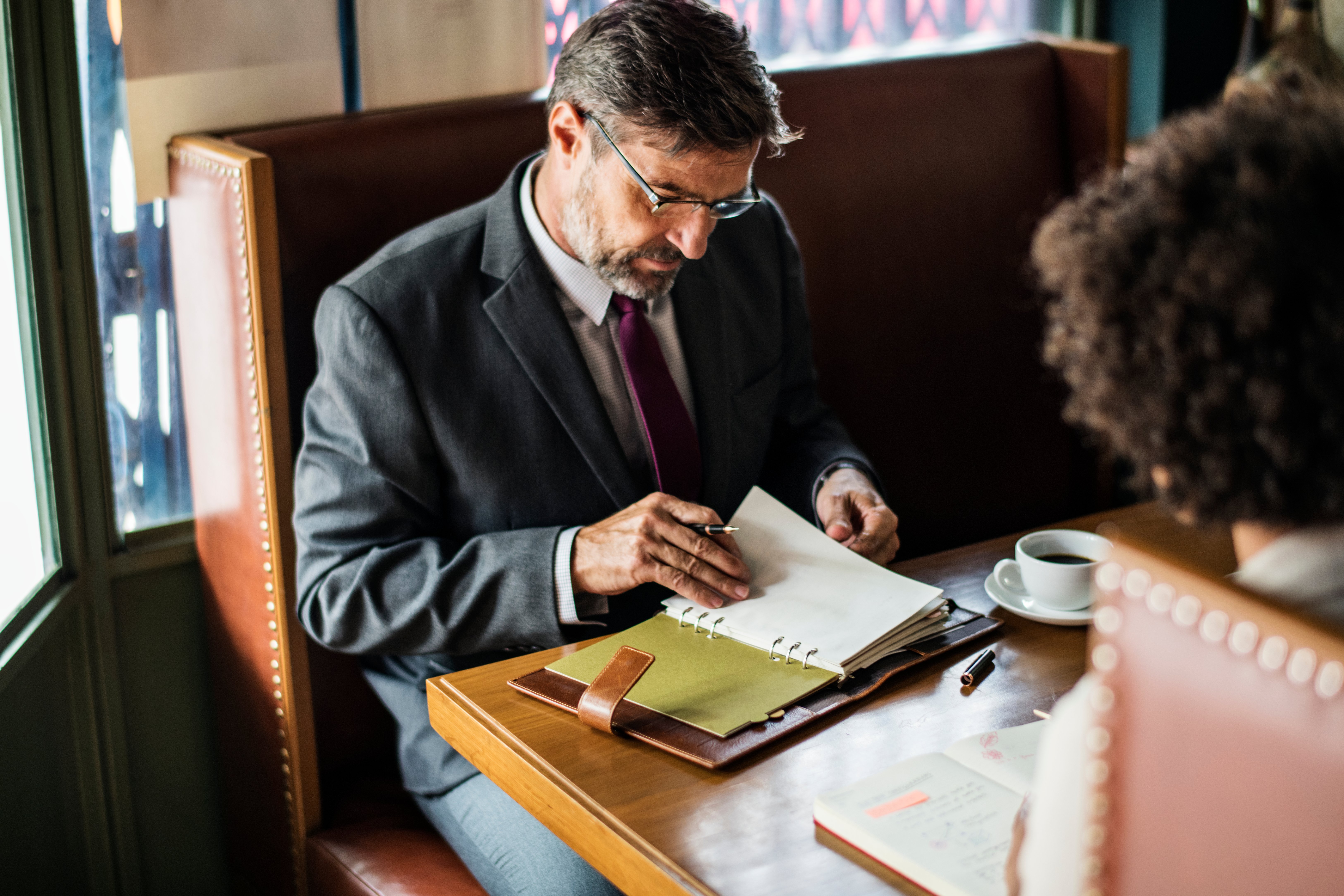 ejemplos-derecho-administrativo