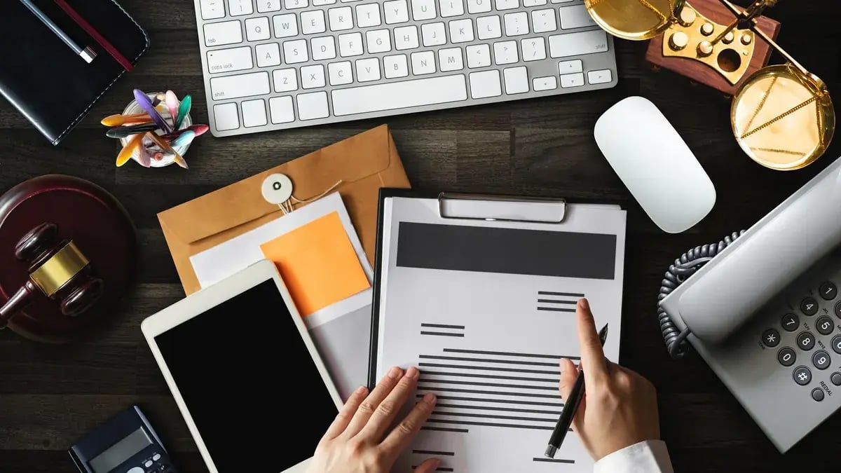 Fórmate en qué es el derecho tributario en la Universidad Cooperativa de Colombia