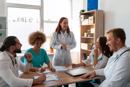 que-hace-en-medicina-interna